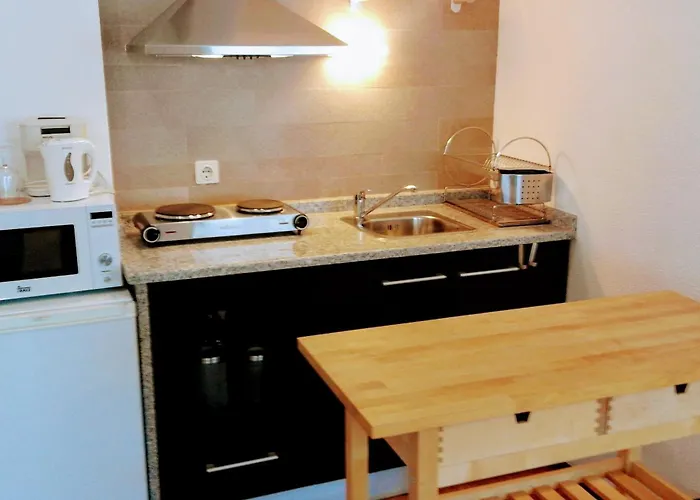 Quiet Studio City Center Διαμέρισμα