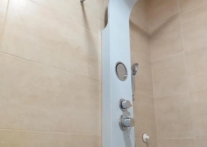 Quiet Studio City Center Apartment